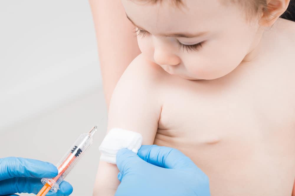 Nên tiêm vaccine cúm mùa đúng thời điểm để mang lại hiệu quả phòng bệnh.